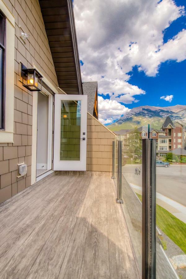 Nomad By Samsara Resort - Panorama Top View - 4Br & 5Bth Canmore Eksteriør bilde